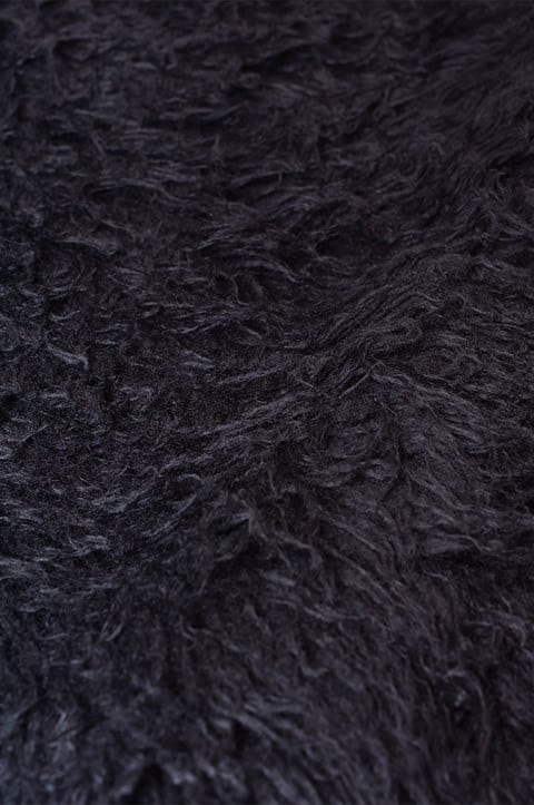 flokati-32-black-normal