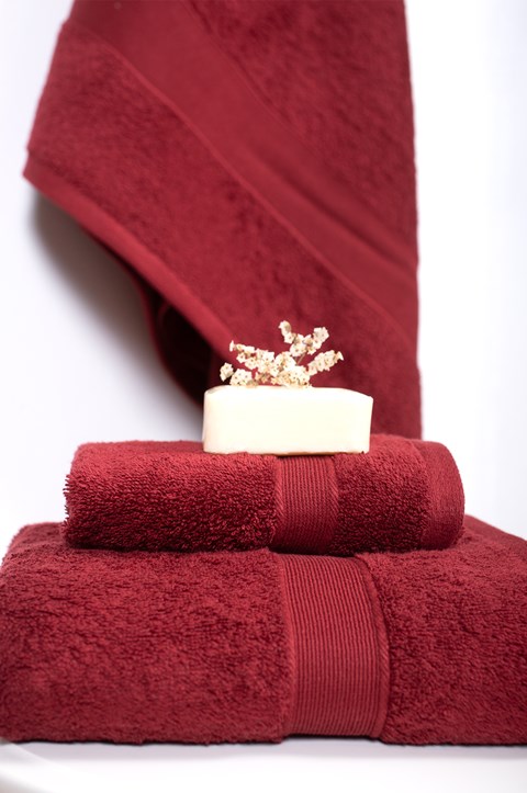 Naf Naf Bonjour Towels - Deep Red
